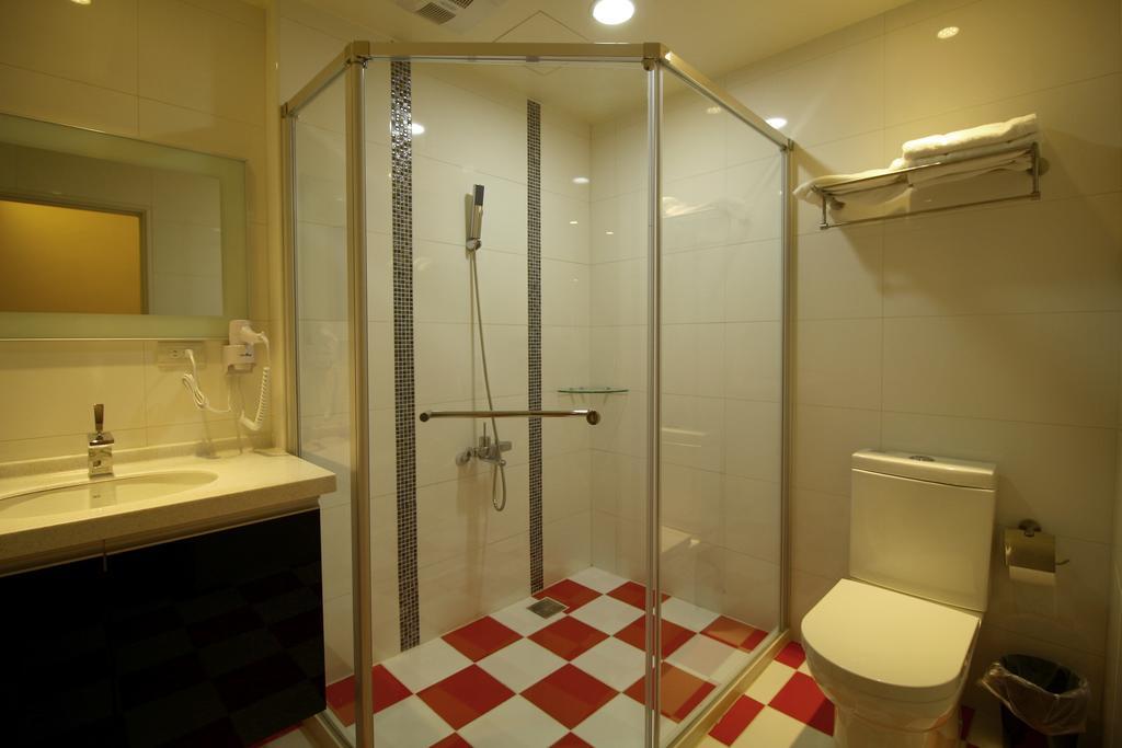 Maui B&B Kota Hualien Bagian luar foto