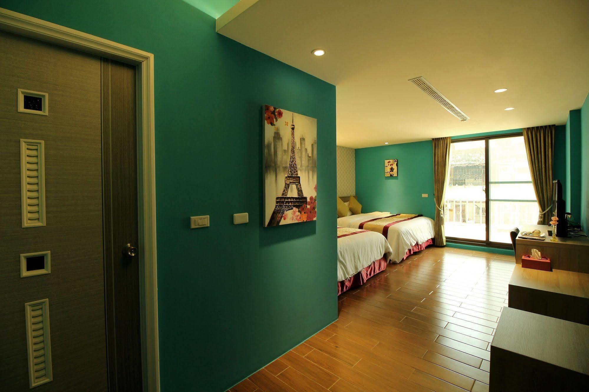 Maui B&B Kota Hualien Bagian luar foto