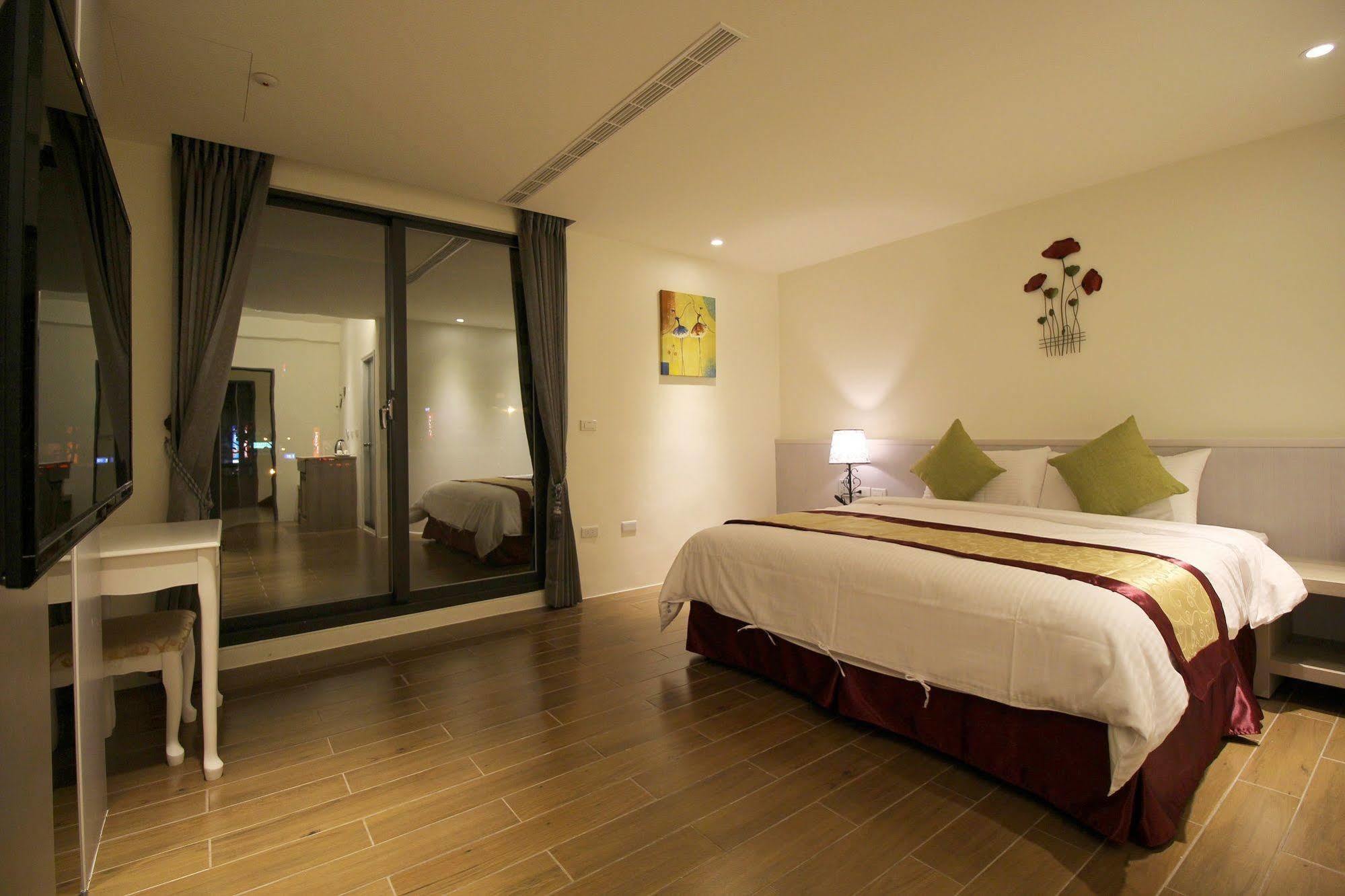 Maui B&B Kota Hualien Bagian luar foto
