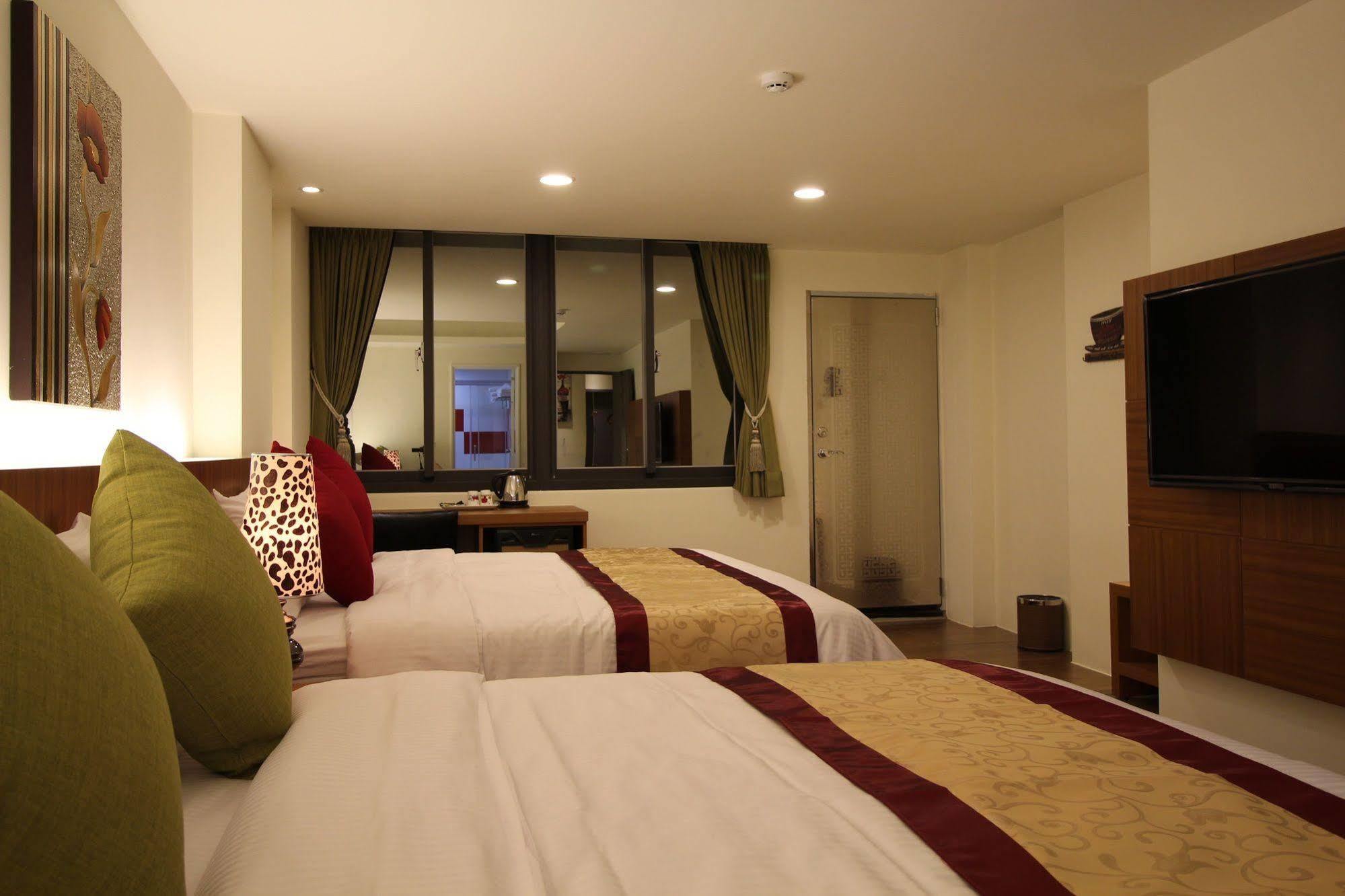 Maui B&B Kota Hualien Bagian luar foto